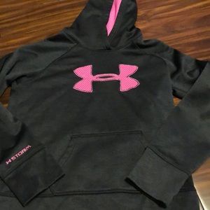 Under armour sweatshirt